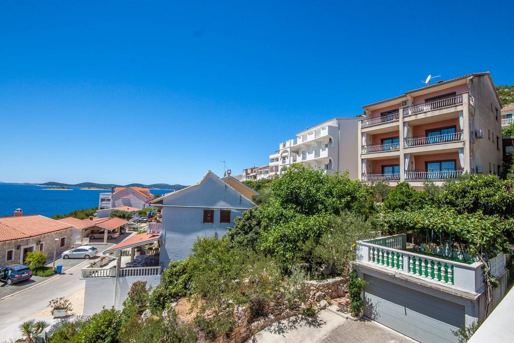 Apartments Rosanda Pakoštane Dış mekan fotoğraf